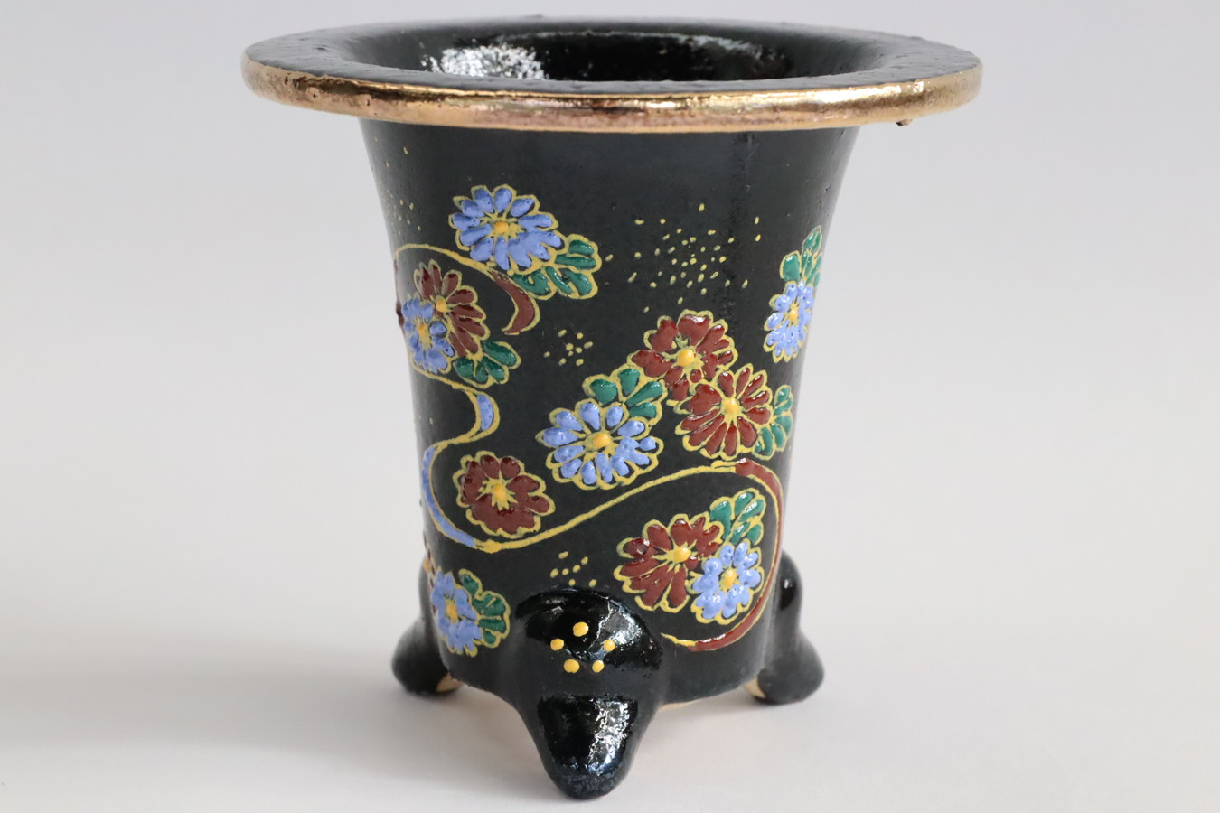 2313,流水小菊 萬年青楽鉢 外形約9.3cm 傑作　新鉢　亘サイン