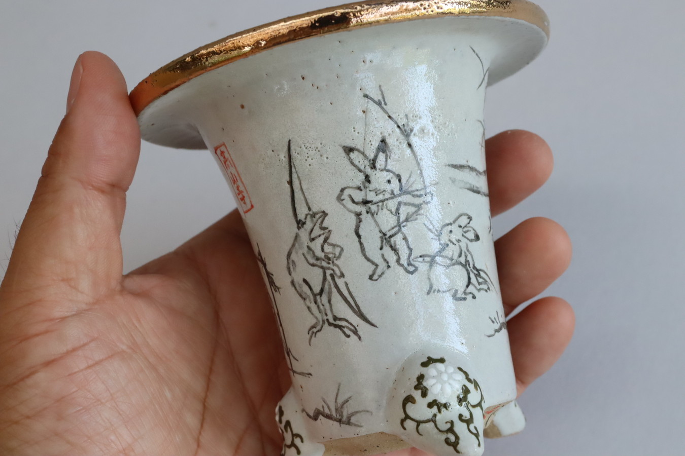 2459,鳥獣戯画 外径約10.3cm 新鉢 梅花サイン　【26000円→大谷超特価！！！】梅花さんらしい遊び心のあるタッチ