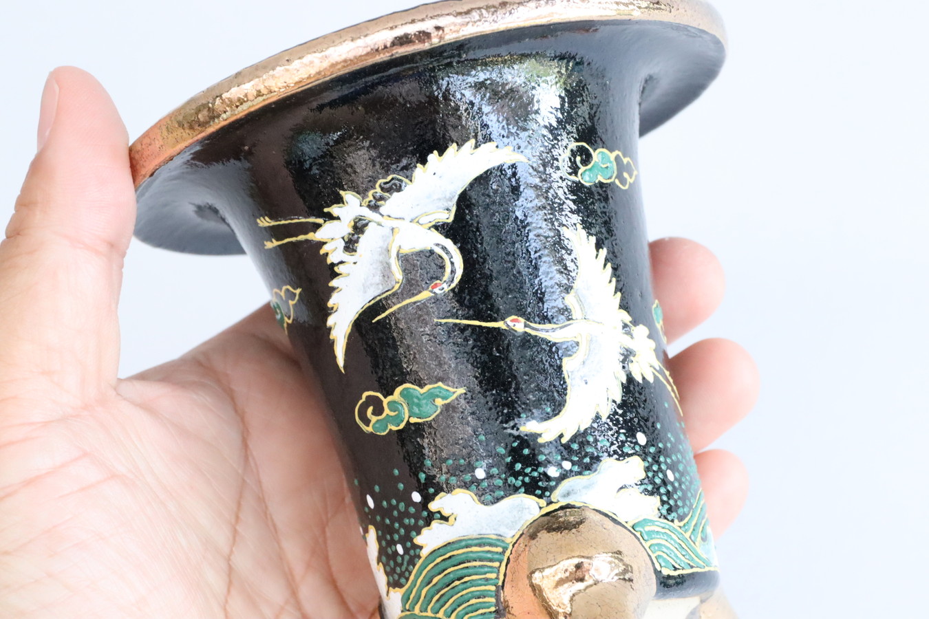 2122,夫婦鶴に波　外径約10.8cm　亘サイン　【18000→窯きず特価！】