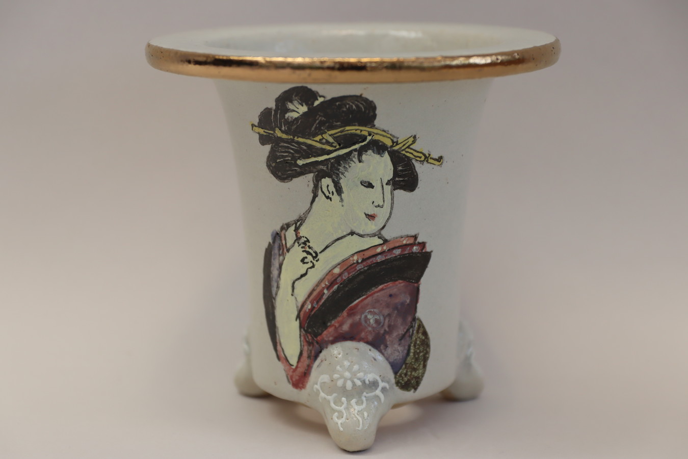 3127,喜多川歌麿？ 高名美人六家撰・高島ひさ？ 楽鉢 外径約11.8cm 梅花サイン　挑戦作！【大特価】